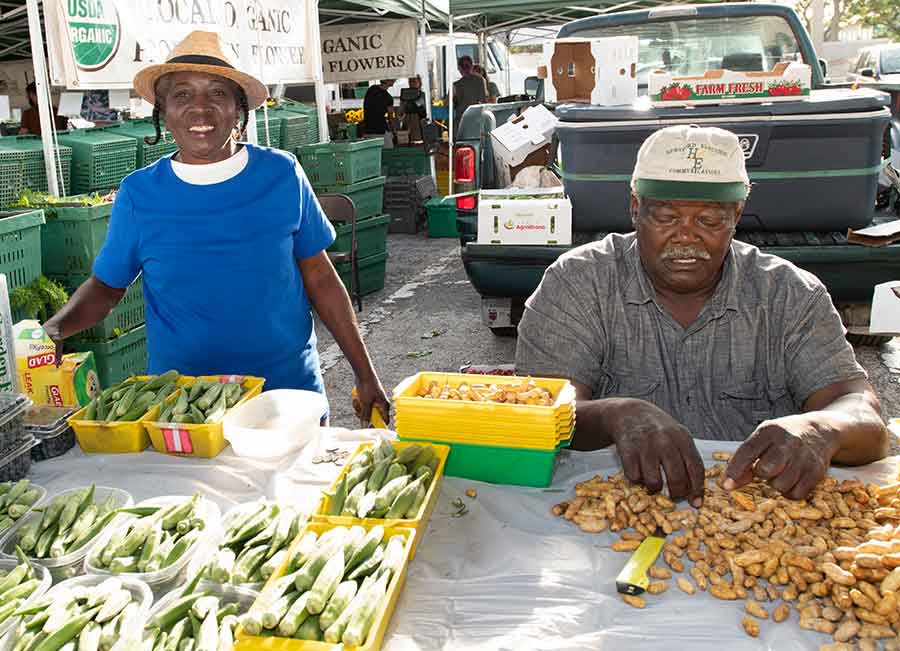 Saturday-Morning-Market-Food-Vendor